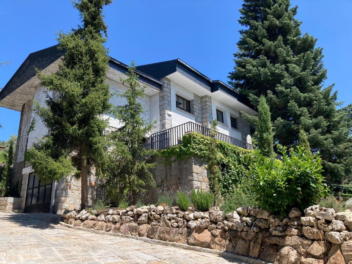 Los Cedros, Gran Chalet Con Piscina Y Apartamento En Навасеррада Екстер'єр фото